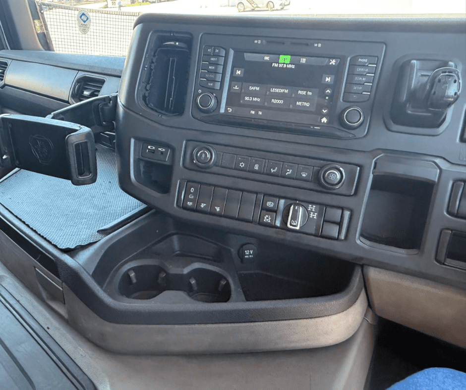 2022 Scania G460 TT6x4 Image 3