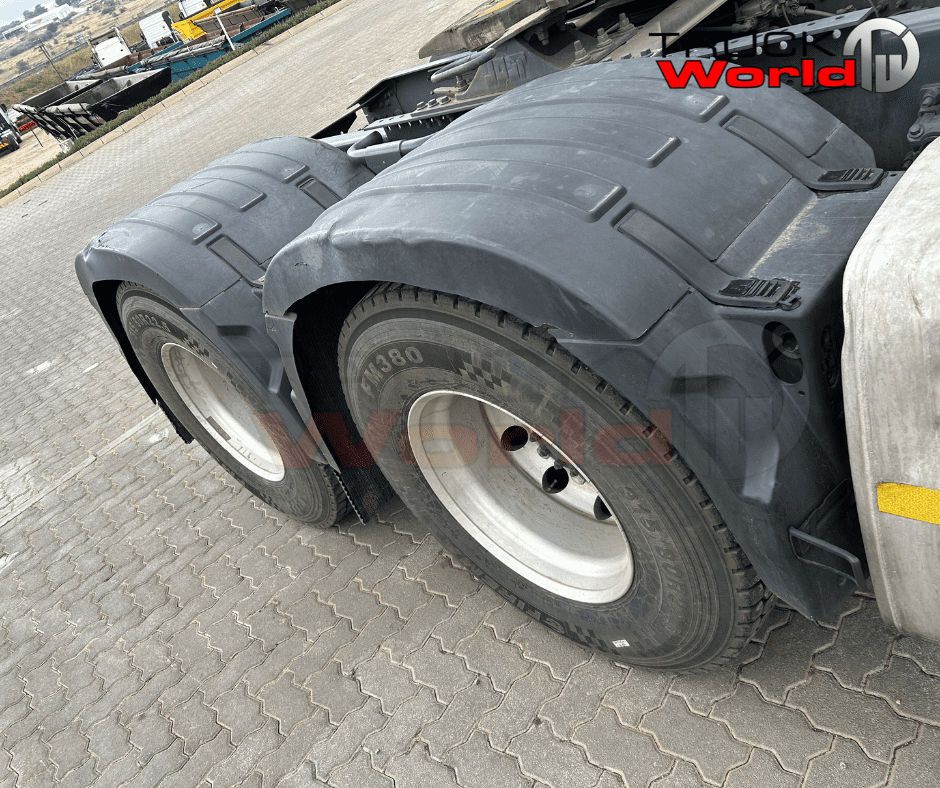 2017 Volvo FH 440 TT6x4 Image 7