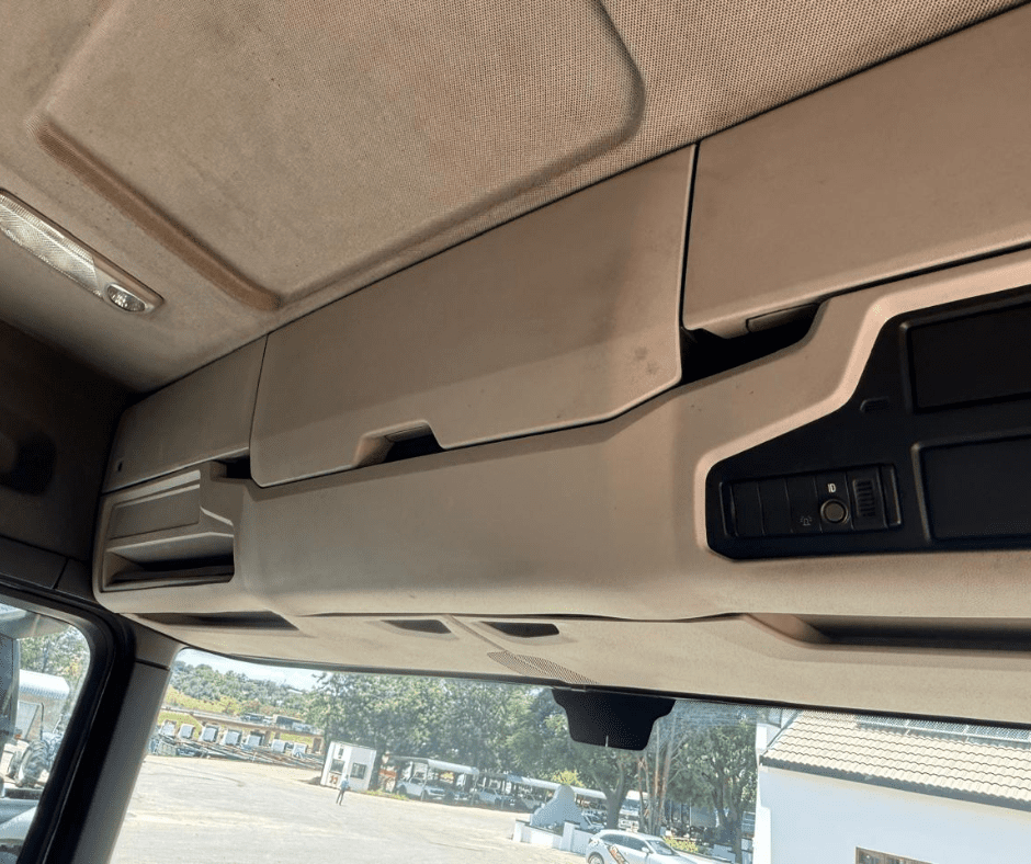 2022 Scania G460 TT6x4 Image 6