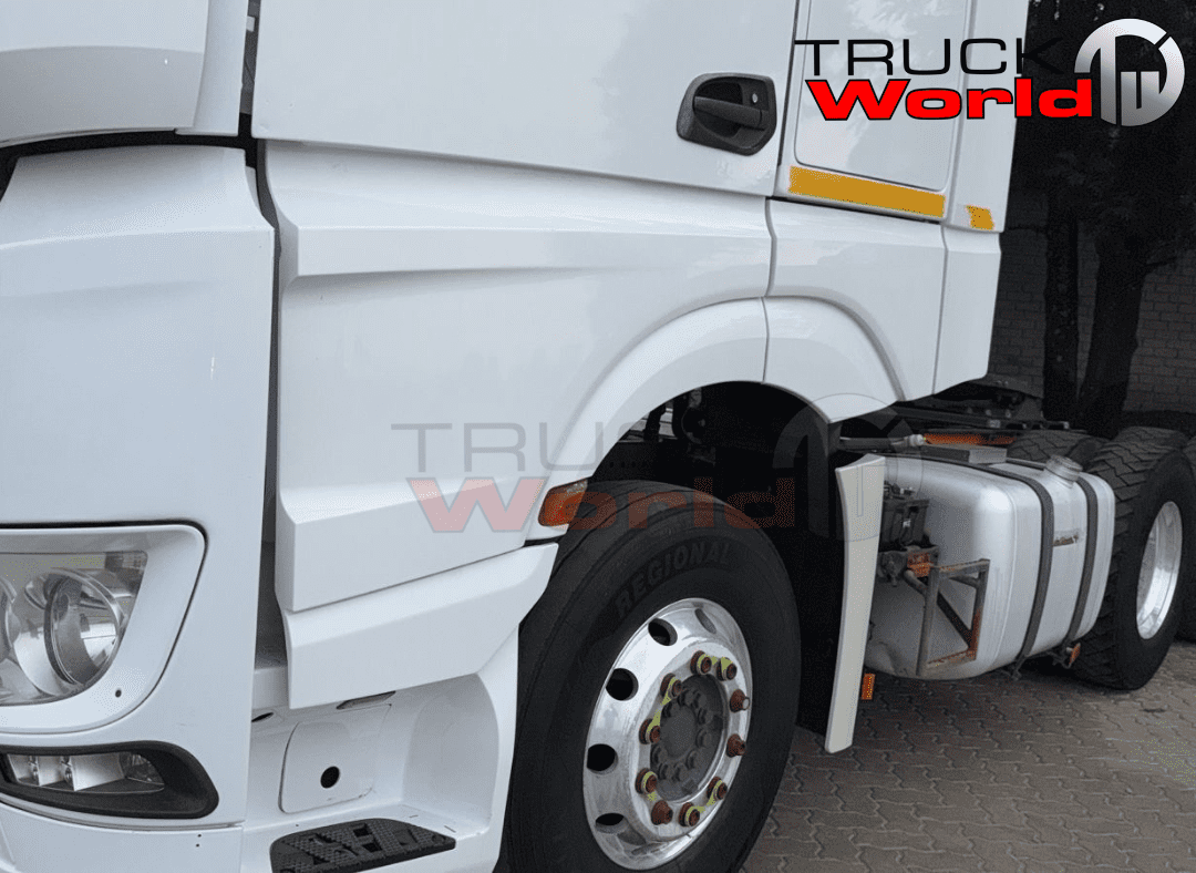 2022 Mercedes Benz Actros 2652 TT 6X4 Image 4