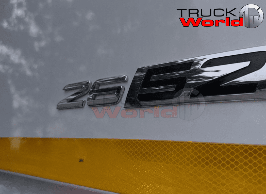 2022 Mercedes Benz Actros 2652 TT 6X4 Image 6